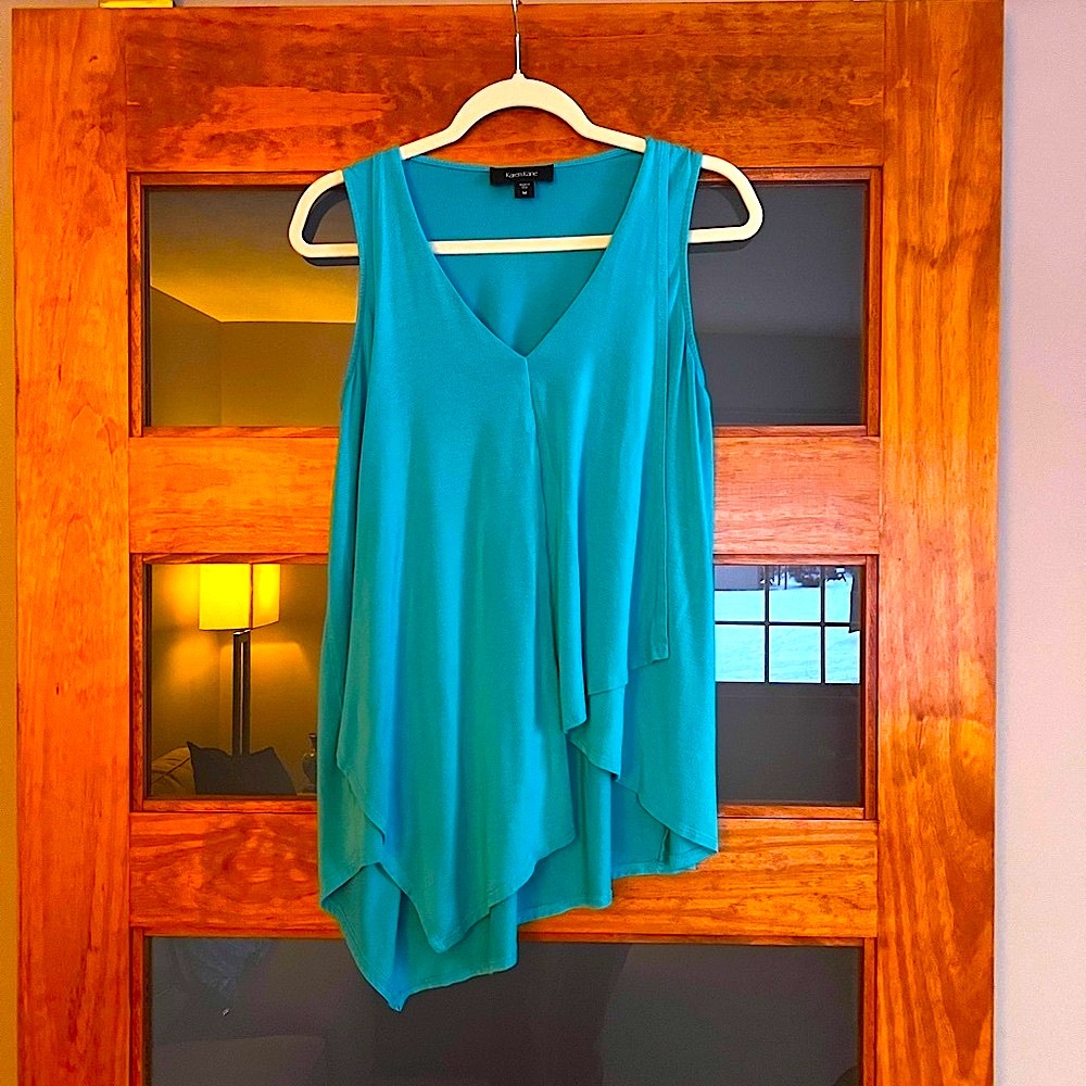 Sleeveless Teal Top